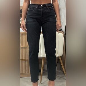 Women’s Levis Wedgie ankle Black Jeans